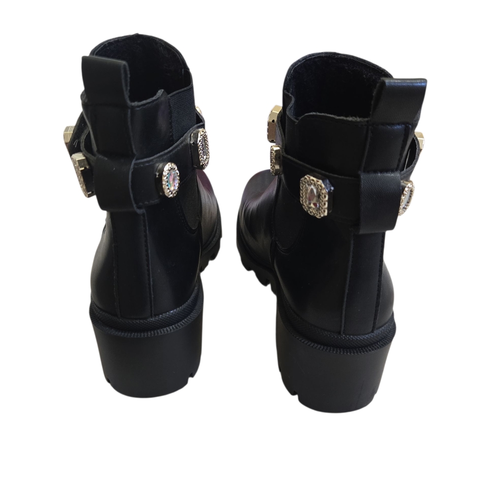 Elegant Black Women's Boots - Picture 2 of 5